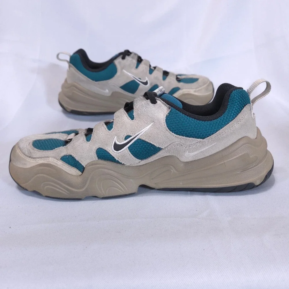 Nike Tech Hera Light Orewood Geode Teal Sneakers 9 Chunky Retro Shoes FJ9532-110